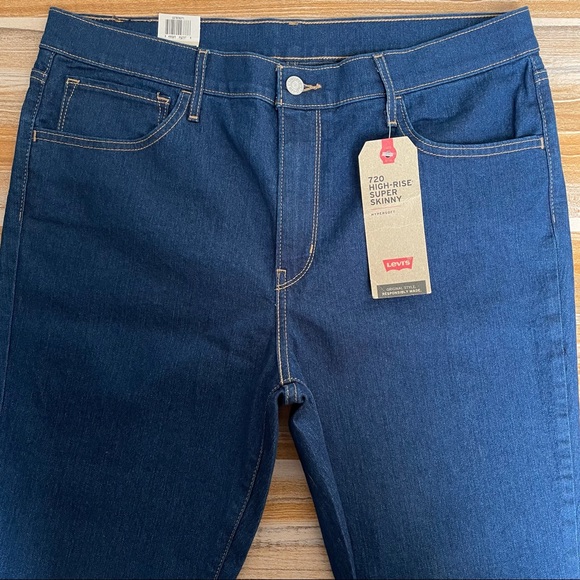 Levi’s 720 High Rise Super Skinny Jeans - Picture 2 of 7